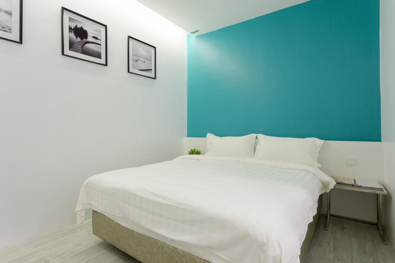 Aloha Hotel Sdn Bhd Pontian Kecil Exterior photo